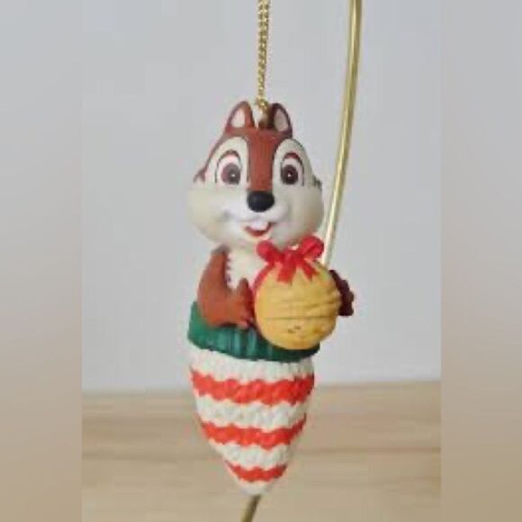 Grolier Vintage Disney Chip Chipmunk ornament retired NIB - Picture 2 of 4